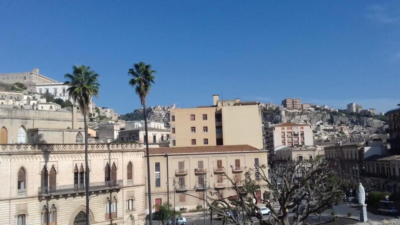 Casa Merce Модика Экстерьер фото